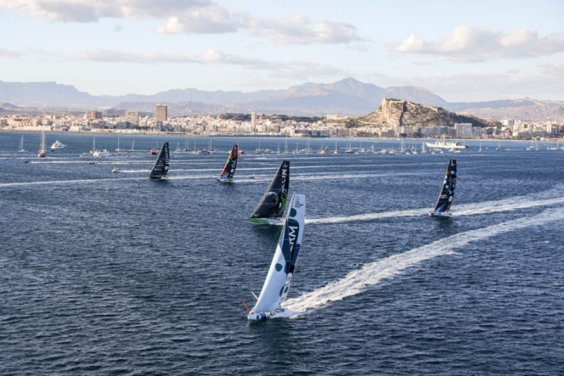 Alicante despide con todos los honores a la flota de The Ocean Race