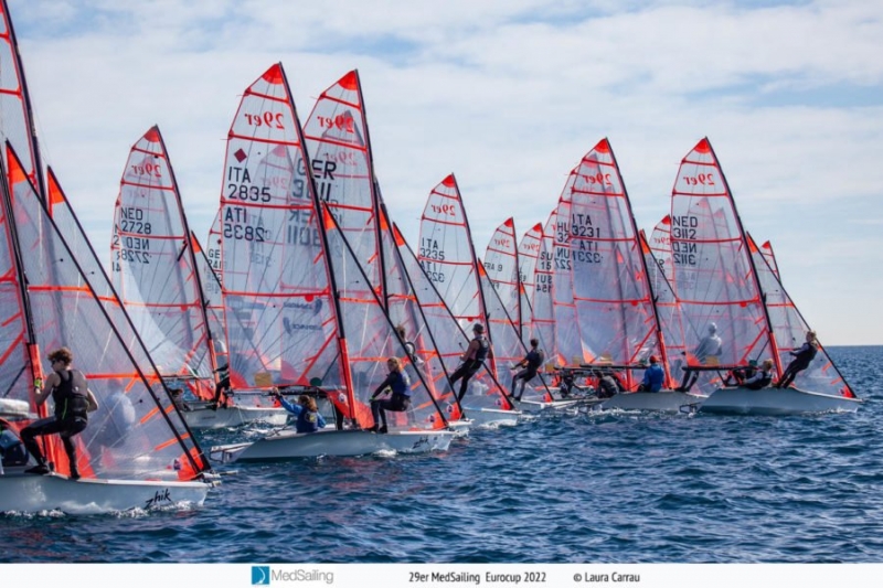 La MedSailing de El Balís abre el circuito EuroCup con el Mundial de 29er en la memoria