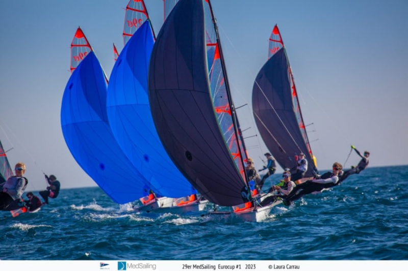 Los húngaros Soma Kis-Szölgyémi y András Sámuel Juhász ganan la MedSailing 2023