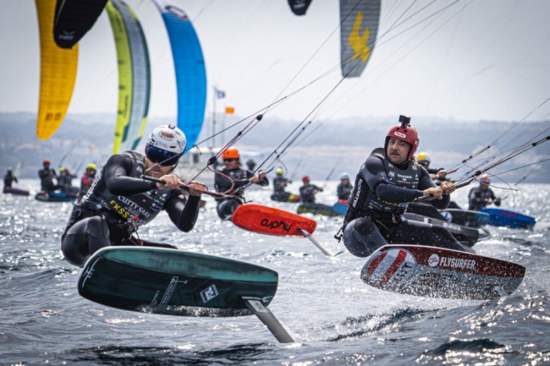 El circuito de las Formula Kite y KiteFoil 2023 arranca en S’Arenal