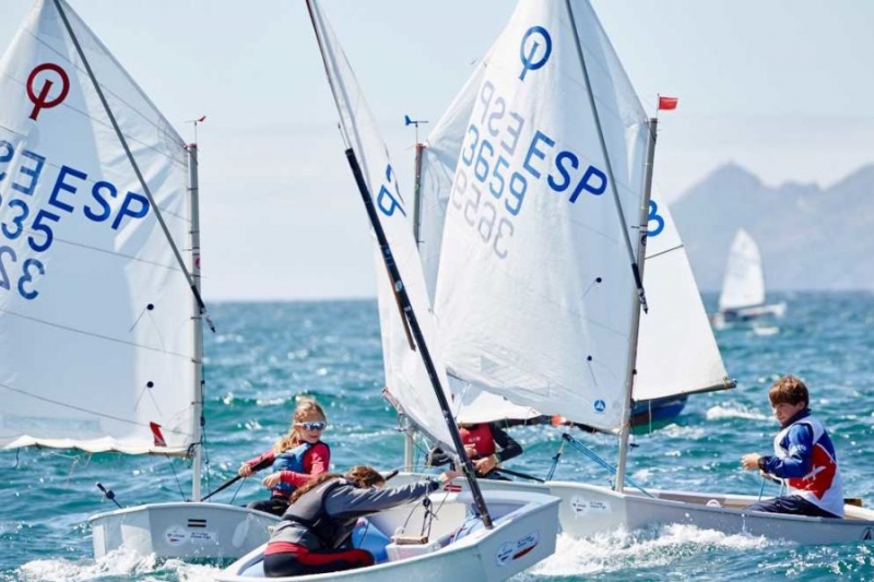 Dominio coruñés en la primera jornada del Trofeo Vithas Vigo